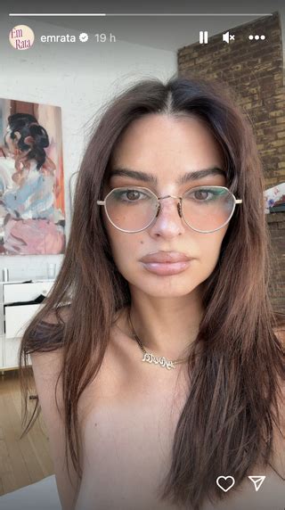 Emily Ratajkowski Nude Pussy Collection (15 Photos)